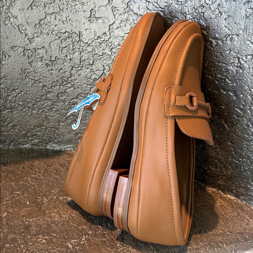 NEW! Aqua College Waterproof 6 - Picture 4 of 7